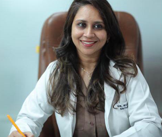  Dr Ruchi Saxena
